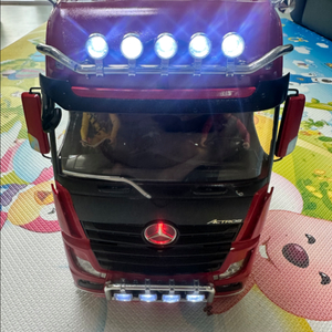 타미야 벤츠 악트로스 RC카 판매 합니다