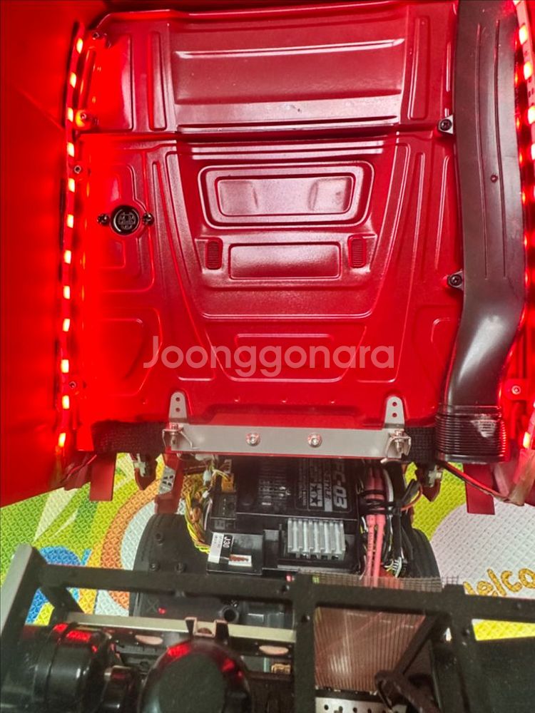 타미야 벤츠 악트로스 RC카 판매 합니다--4