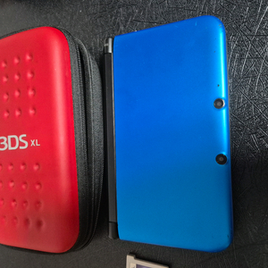 닌텐도 3dsxl 충전기+케이스 판매합니다 칩은 일괄판