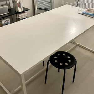 180 x 80 x 70 화이트 테이블