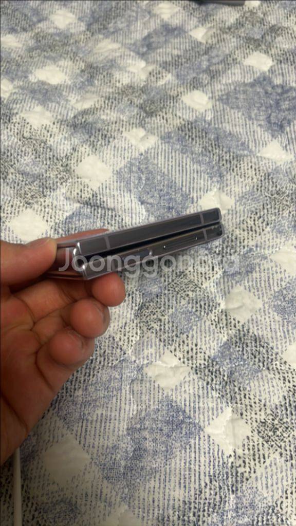 z플립 4 256gb 라벤더 색상--9