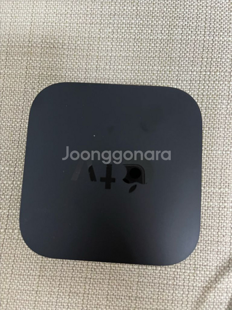 애플티비 4k 1세대 (A1842)팝니다--3