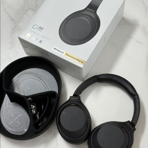 소니 WH-1000XM4 헤드폰