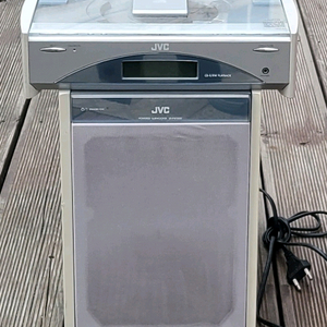 일본 JVC CD 플레이어와 파워 서브 우퍼 팝니다