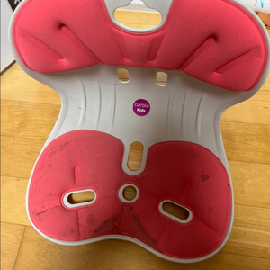 커블체어 키즈 (커버는 새제품)