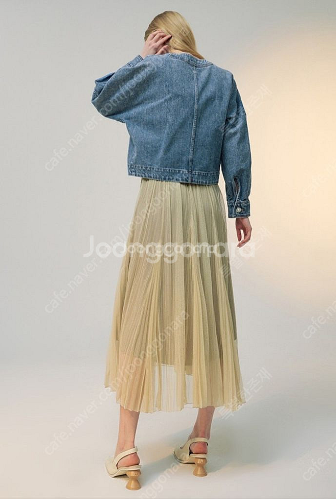 랑방 칼라리스 펄 버튼 데님 점퍼(정가825000)--5
