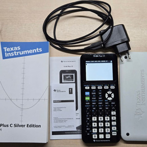 공학용 계산기 텍사스 인스트루먼트 TI-84 Plus