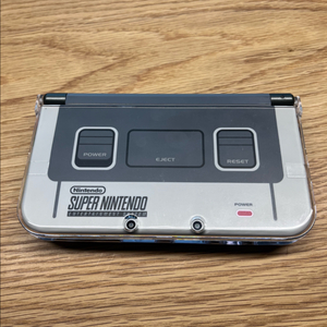 뉴 닌텐도 3DS XL 슈퍼닌텐도 에디션(하우징 버전)