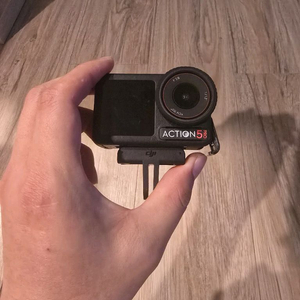 오즈모액션5 스텐다드 (추가구매 구성품드립니다)