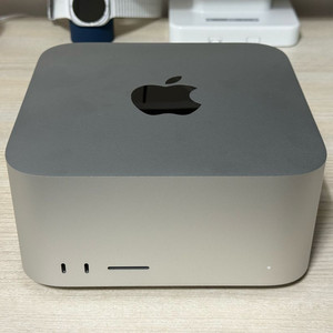 맥 스튜디오 M4 MAX 16코어 48GB/2TB