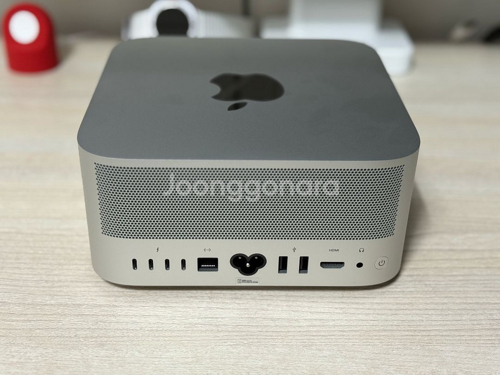 맥 스튜디오 M4 MAX 16코어 48GB/2TB--2