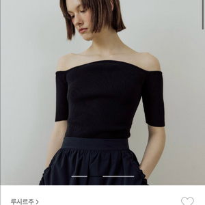 (1회 착용) 루시르주 오프숄더 니트