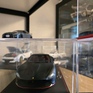 1:18 페라리 로마 무광블랙 앤 레드