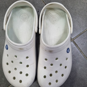 크록스270