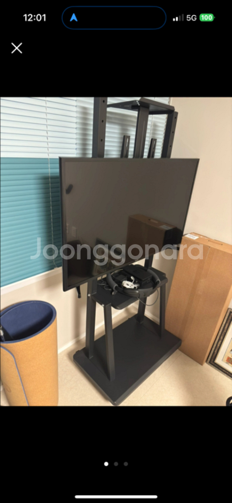 삼성 43인치 LED TV와 이동 거치대--0