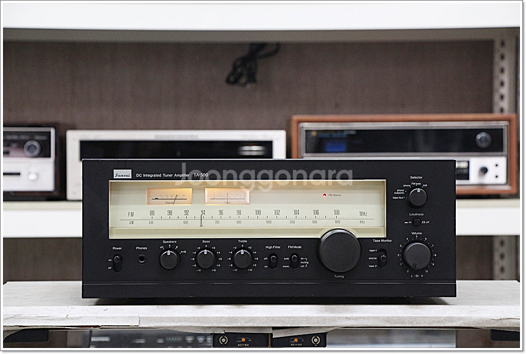 산수이(SANSUI) 고급형 아날로그리시버 TA-500--2