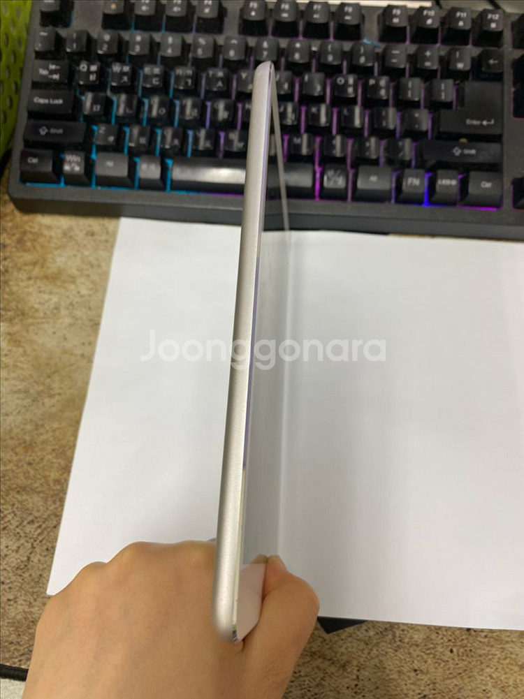 아이패드 미니2 실버 SS급 16GB 무잔상 와이파이용--4