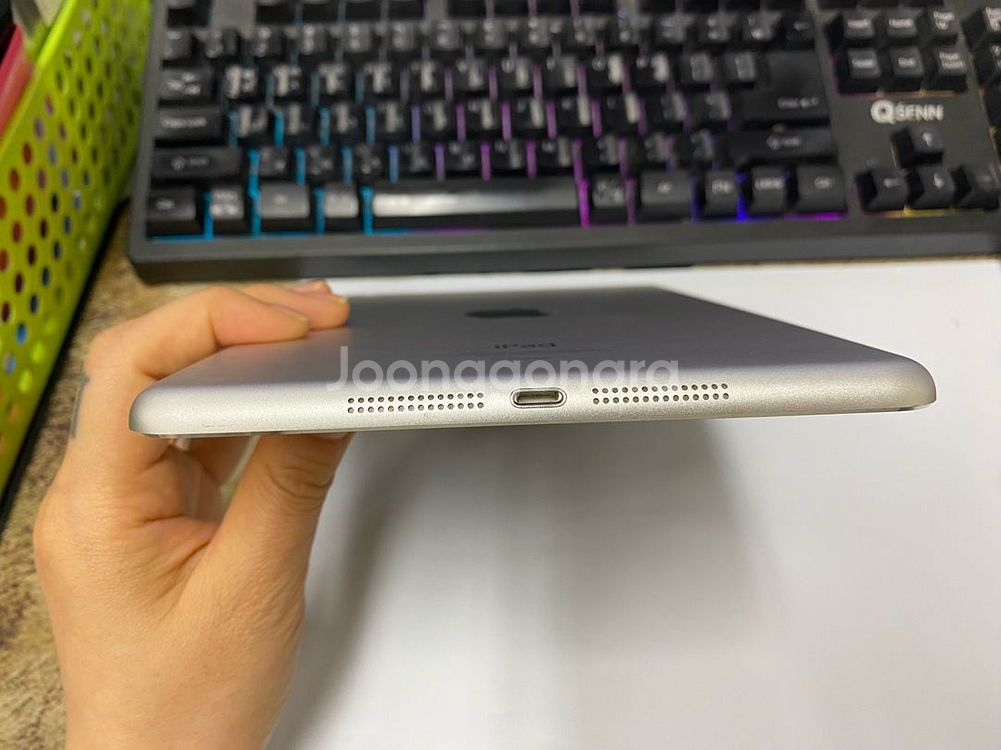 아이패드 미니2 실버 SS급 16GB 무잔상 와이파이용--5