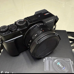 파나소닉 루믹스 lx100m2 카메라 팝니다.