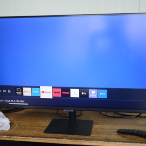삼성 4K 32인치 스마트모니터 M7 S32AM700