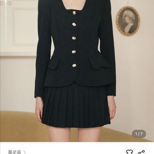 플로움 자켓 스커트 셋업 하객룩