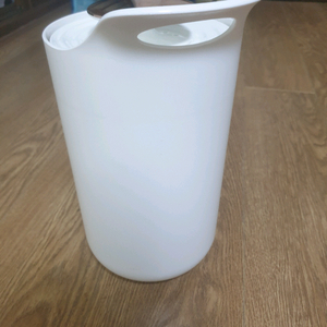 엠지엠씨 진공 음식물 쓰레기통 새상품 3L 판매합니다
