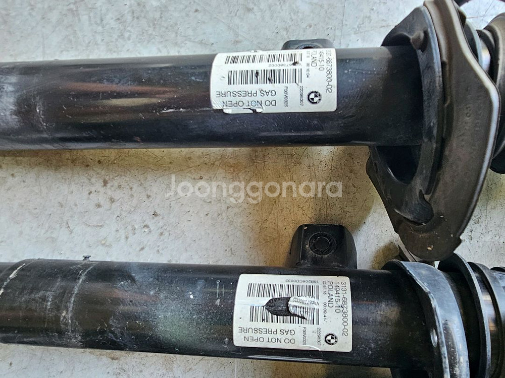 BMW F30 320D 순정쇼바--2
