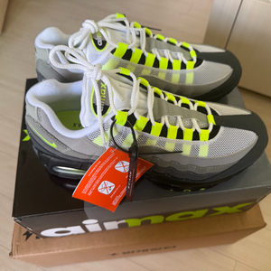 Nike 에어맥스 95 네온 2025 275cm