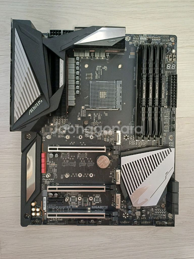 x570 aorus master 메인보드 팝니다(고장)--0