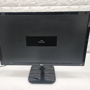 LG 24인치 LED 모니터 입니다