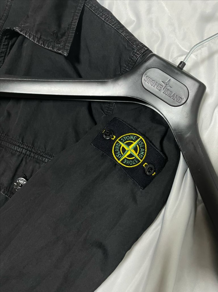 [L] 새상품급 스톤아일랜드 오버셔츠 블랙--1