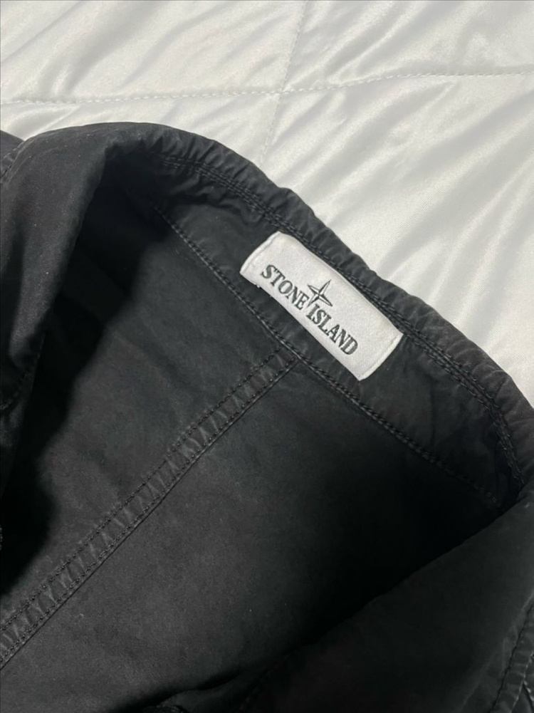 [L] 새상품급 스톤아일랜드 오버셔츠 블랙--3