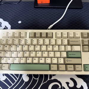 rs8 키보드 핑크치즈축