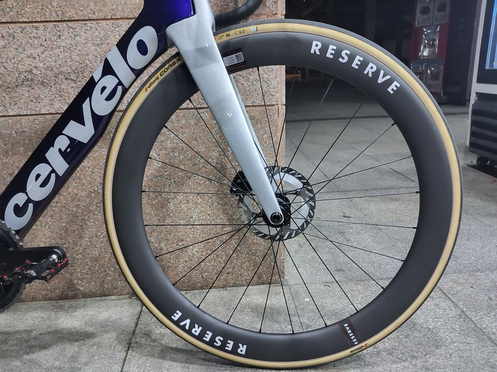 써벨로s5 2024년식 완차/판매 사파이어아이스 이미지