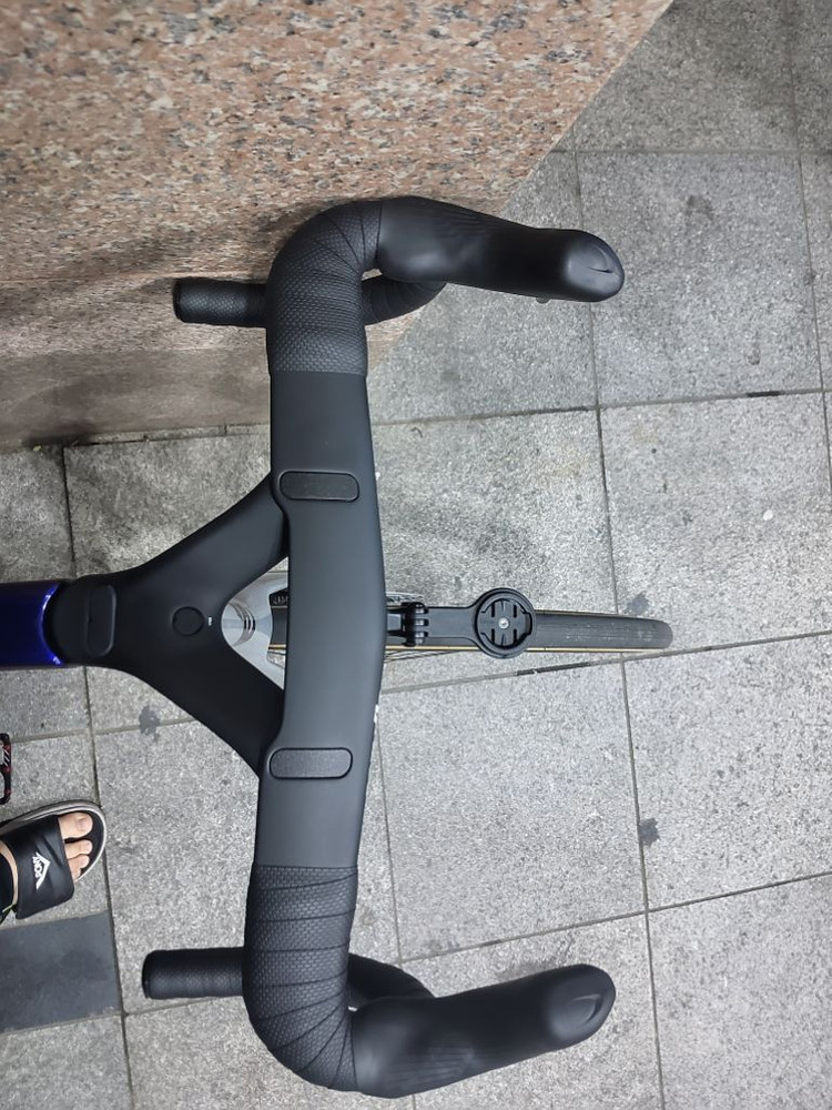 써벨로s5 2024년식 완차/판매 사파이어아이스 이미지