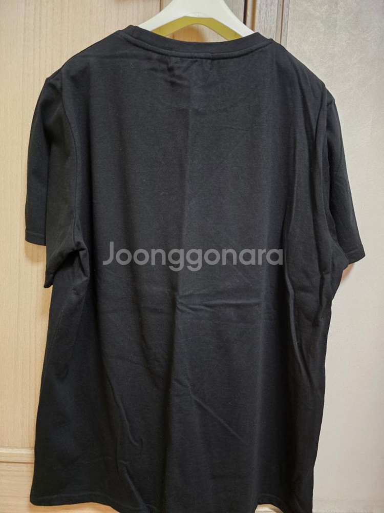 삼각프린팅 반팔티셔츠--1