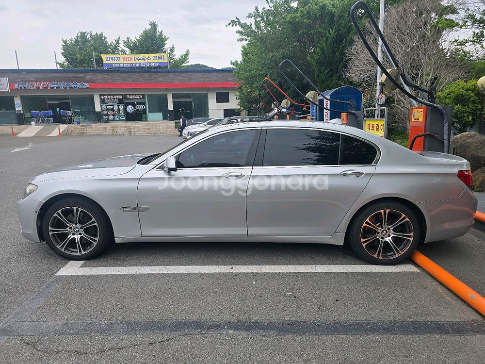 BMW740LI--3