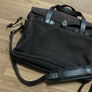 필슨브리프케이스 256