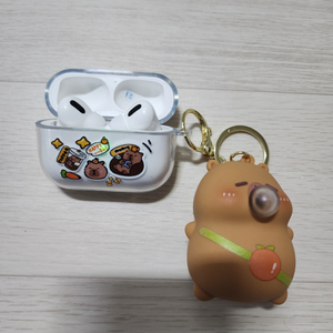 (새상품)카피바라 캡슐토이 블루투스 이어폰 세트 팝니다