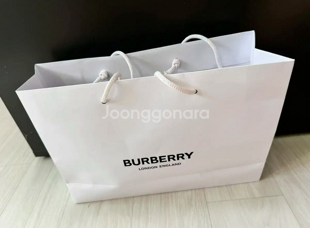 [M] 버버리 버킷햇 새상품--7