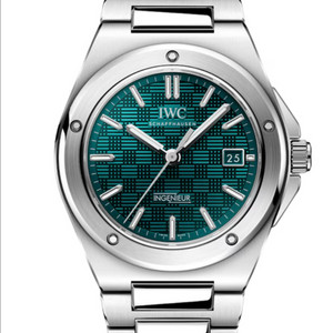 v7 iwc 인제니어 아쿠아 개선판 삽니다