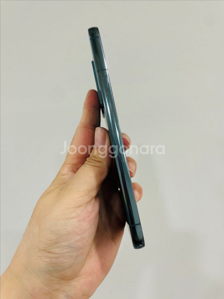 갤럭시 S22플러스 그린 256기가 판매합니다.--1