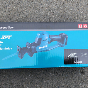 마끼다 브러쉬리스충전컷소 DJR189Z 본체 18V