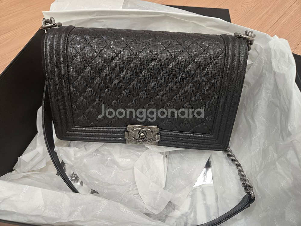 정품 보이샤넬 미듐 캐비어 갤러리아 백화점 구매--1
