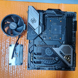 Asrock X570 Taichi
