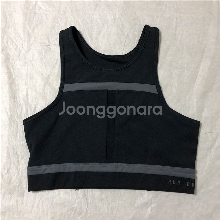 나이키 드라이핏 여성 스포츠브라 M--0