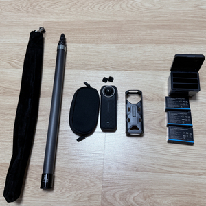 인스타360x4 풀셋트 판매합니다