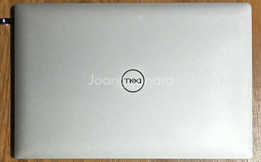 DELL xps 15 9570 노트북 팝니다--1
