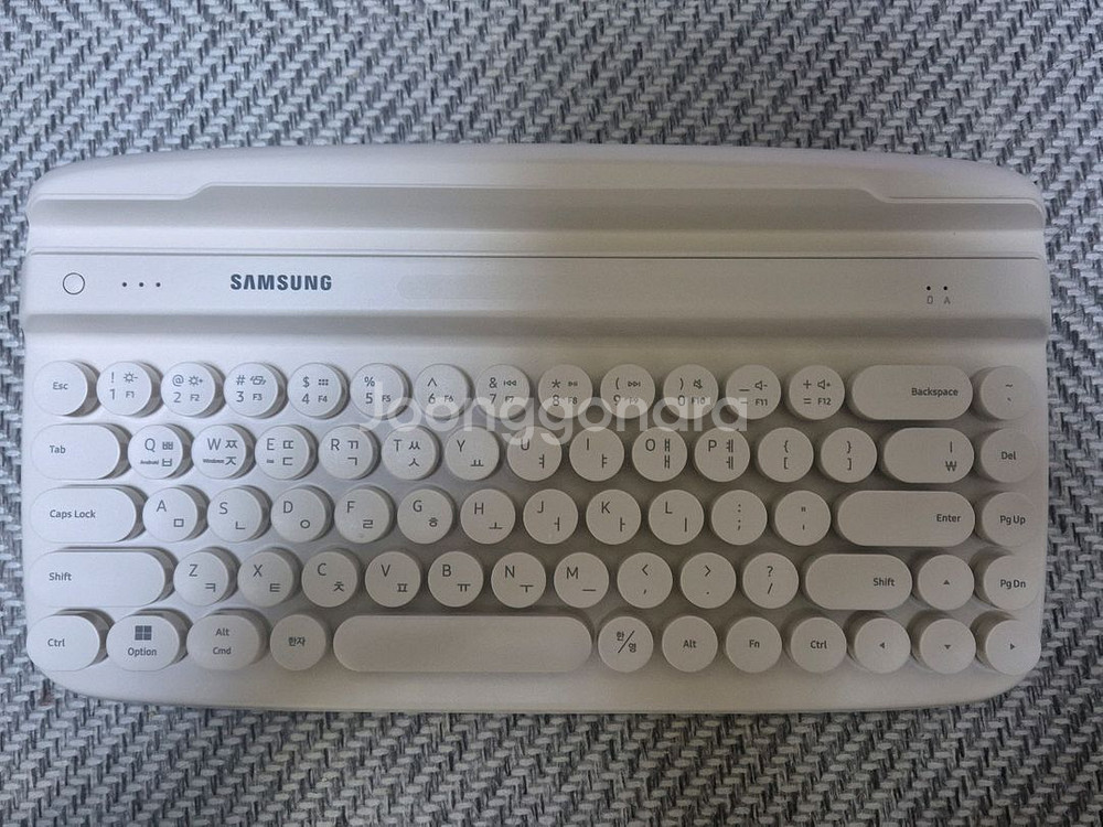 태블릿 블루투스 키보드 삼성 SK-M1300E 판매해요--1