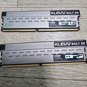 KLEVV DDR4-3600 CL18 16Gx2